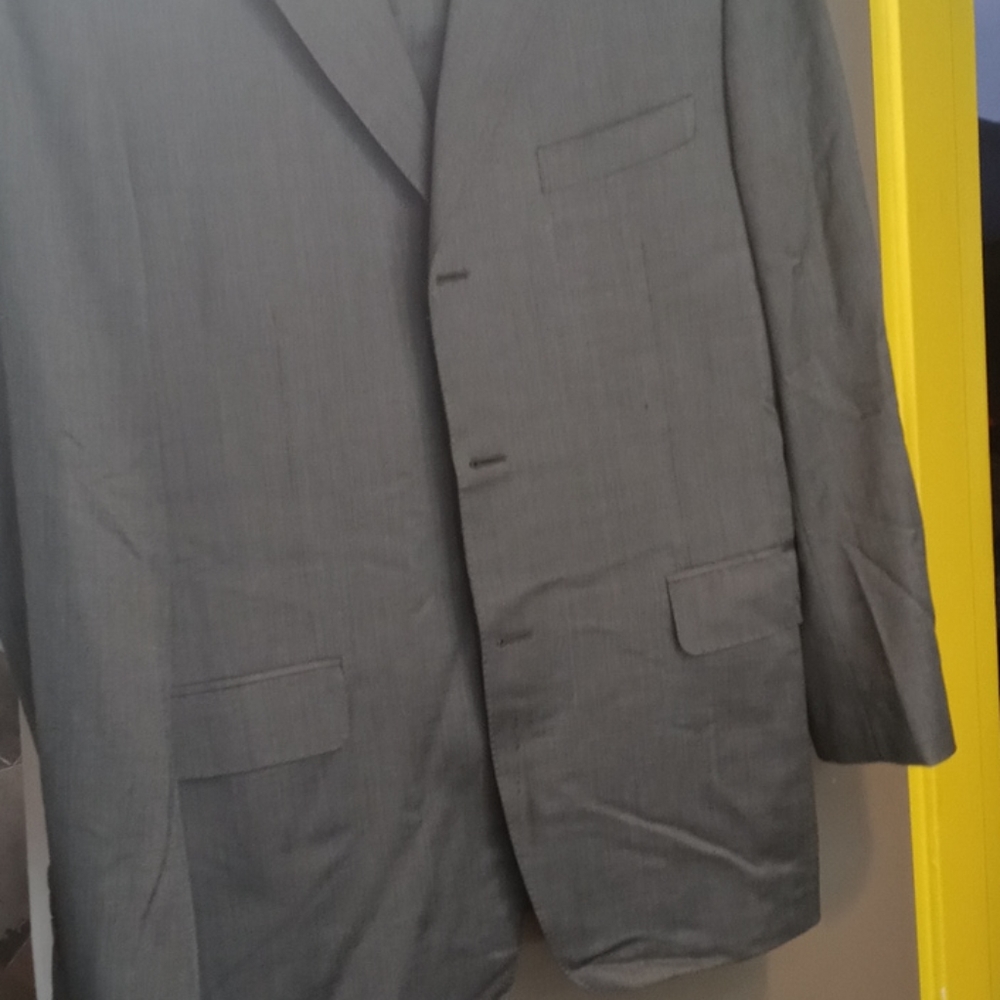 MENS SUIT